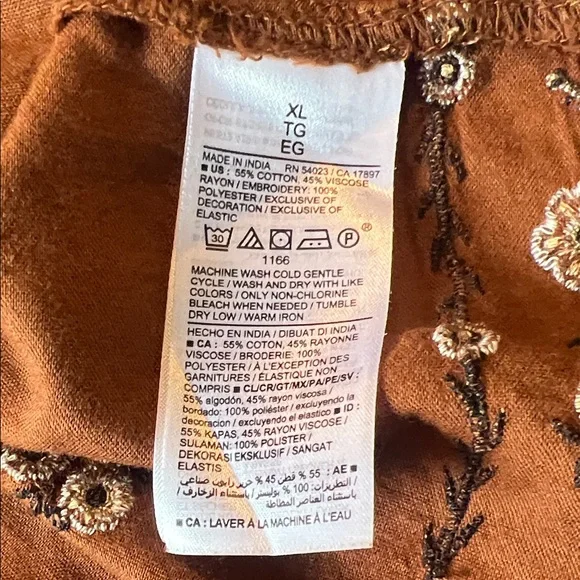 OLD NAVY Floral Embroidered Smocked Tie-Neck Long-Sleeve Blouse XL EUC Boho - Picture 9 of 10